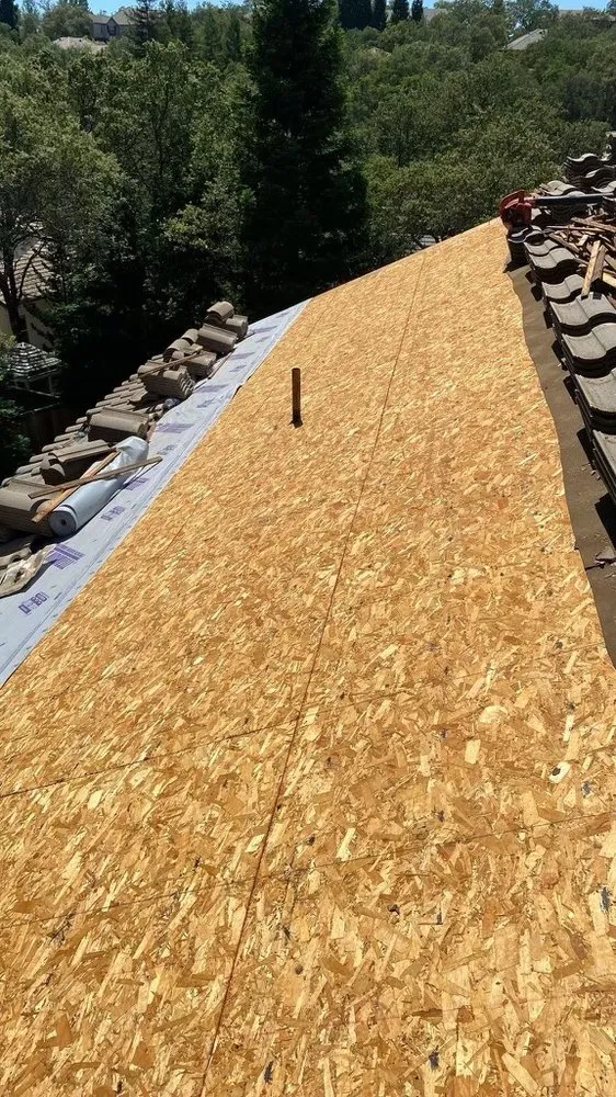 Slide of Frontline Roofing