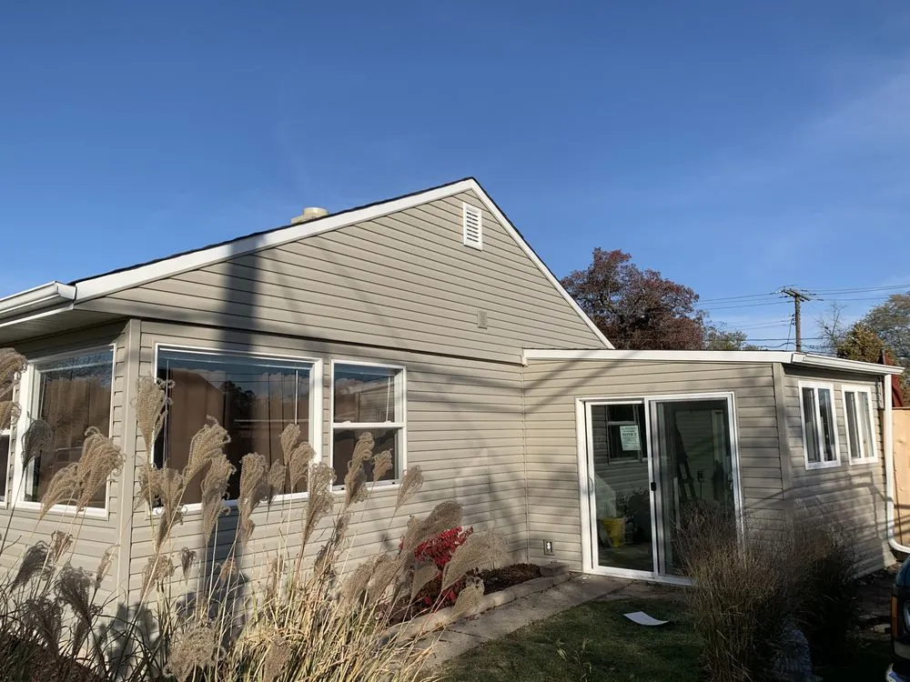 Slide of Frontpoint Construction