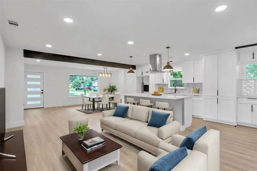 Slide of Frontstar Construction