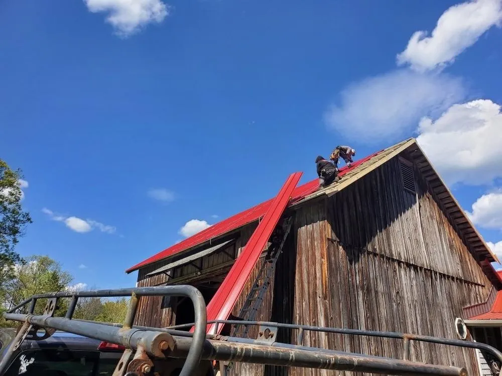 Emergency residential roofing service experts serving Brackney, PA - Fruehan & Sons Construction