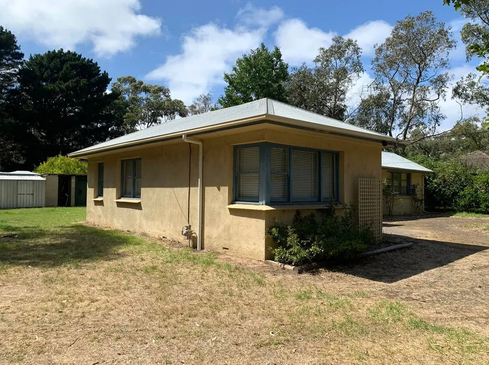 Slide of Fruitvale Roofing