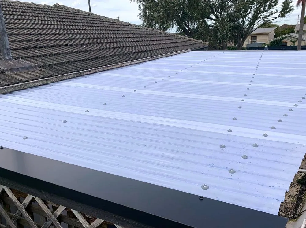 Slide of Fruitvale Roofing