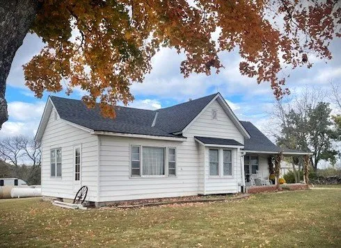 Slide of Fry's Roofing