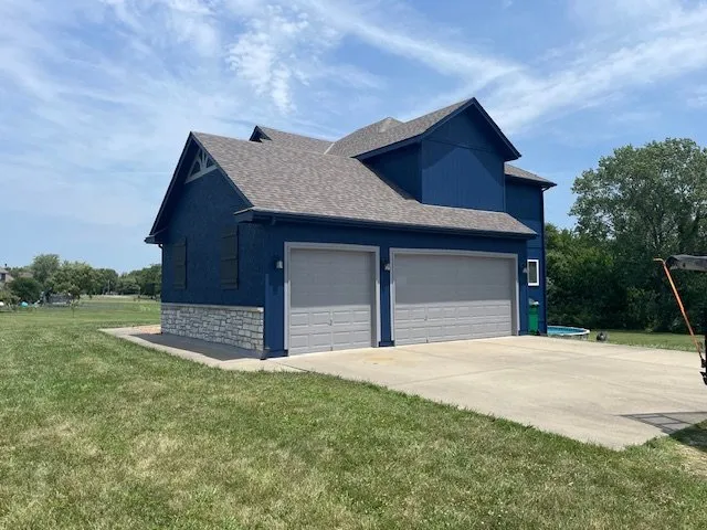 Slide of Fry's Roofing