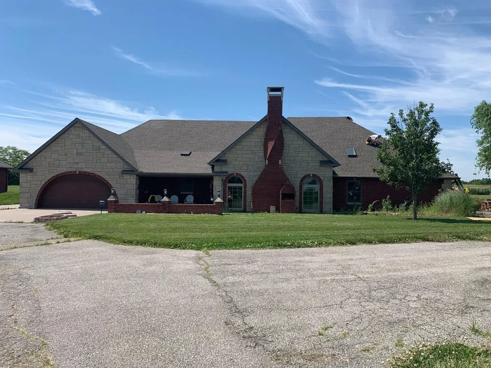 Slide of Fry's Roofing
