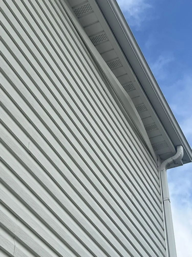 Slide of FTC Roofing