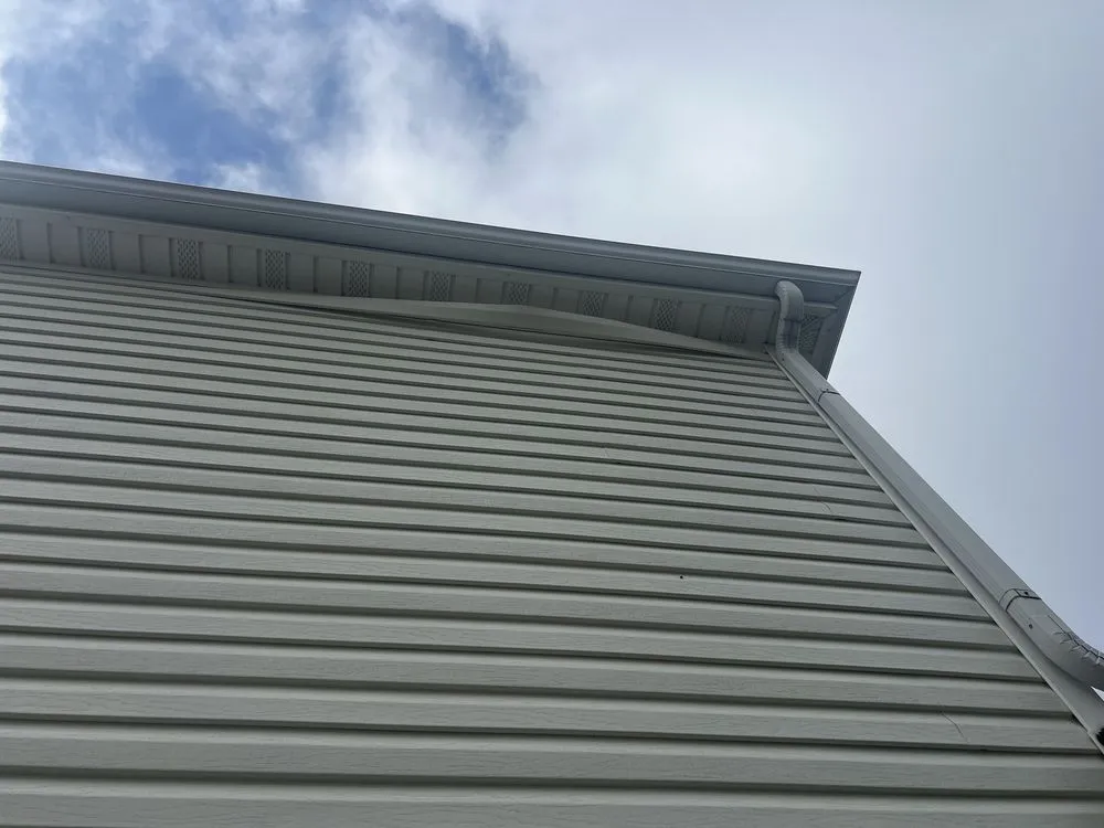 Slide of FTC Roofing