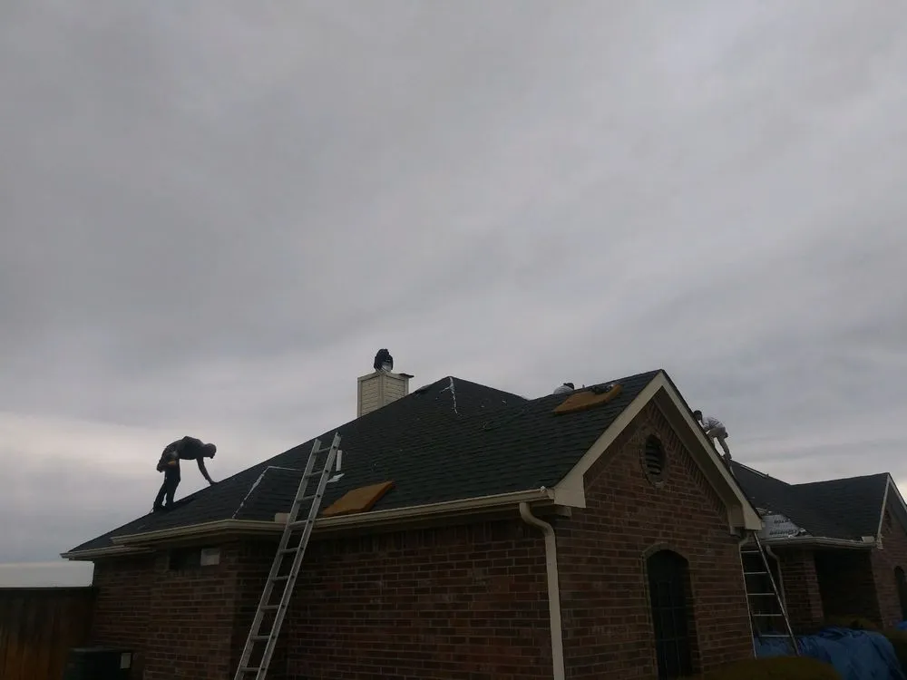 Slide of FTX Roofing & Remodel