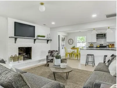 Slide of FTX Roofing & Remodel