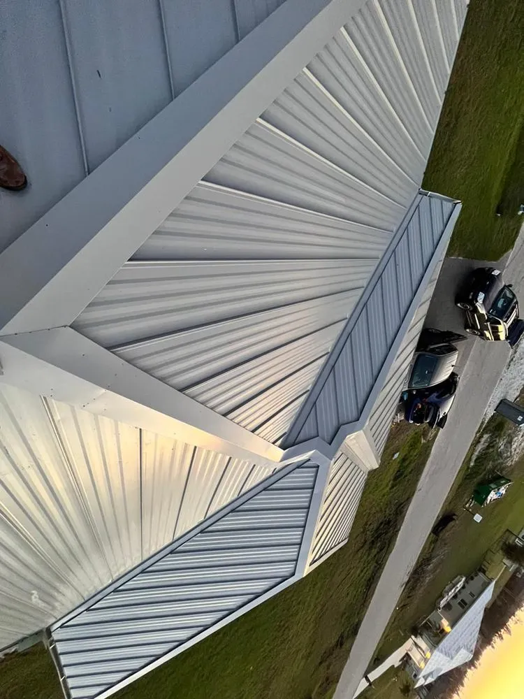 Slide of Fuentes Construction Svs