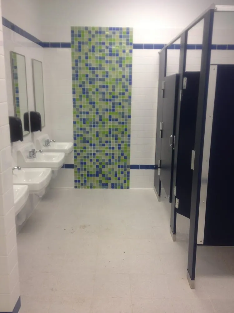 Slide of Full Bright Construction