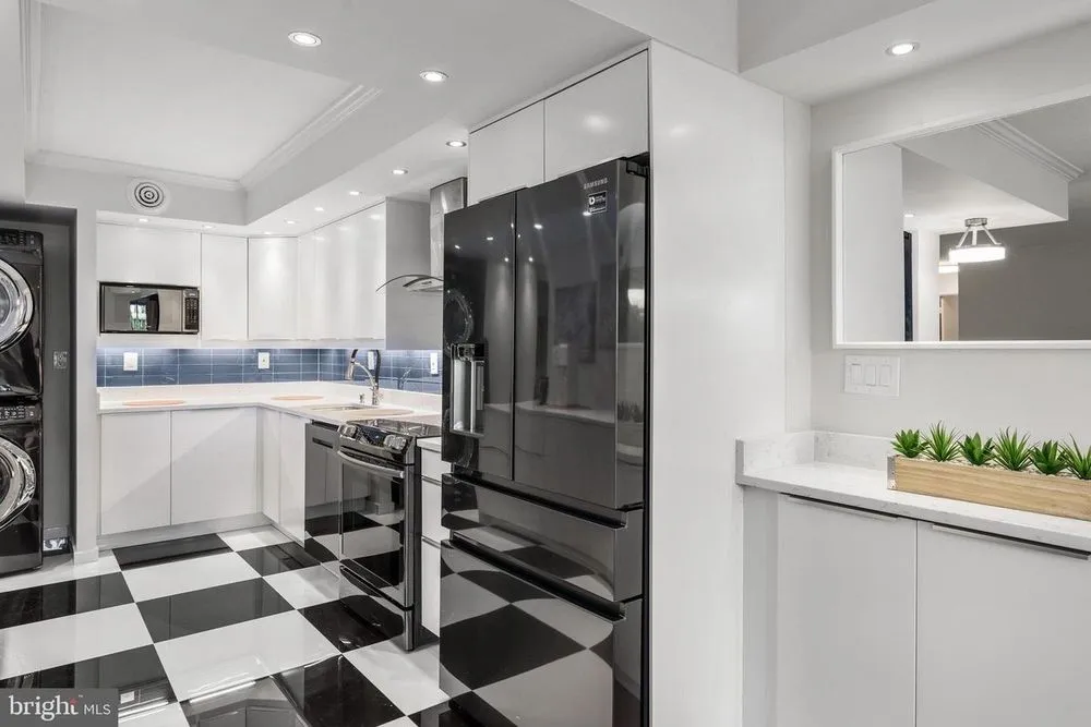 Slide of Full Bright Construction