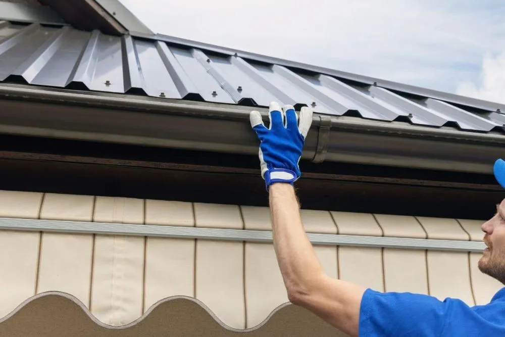 Slide of Full Circle Roofing