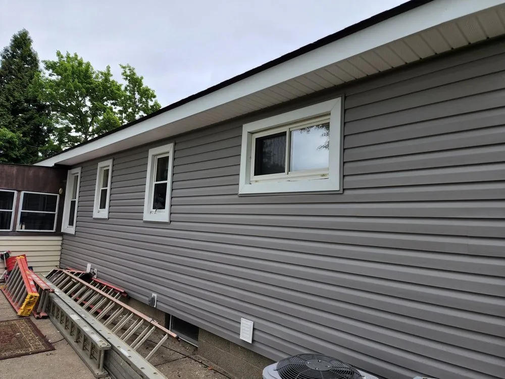 Slide of Full House Construction Company