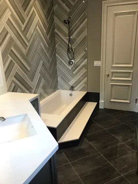 Slide of Full Service USA