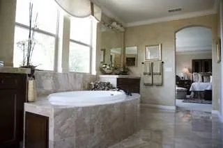 Slide of Full Service USA