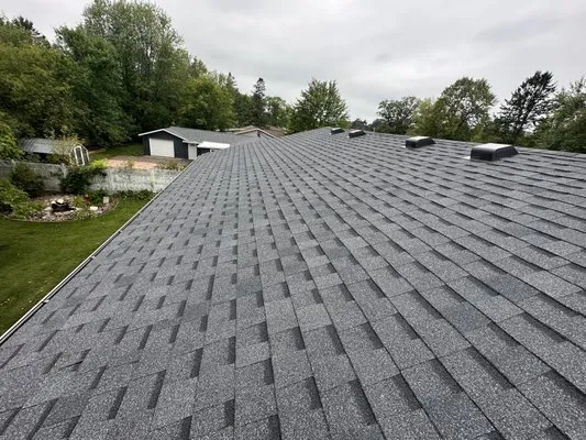 Fultz Roofing & Siding Logo