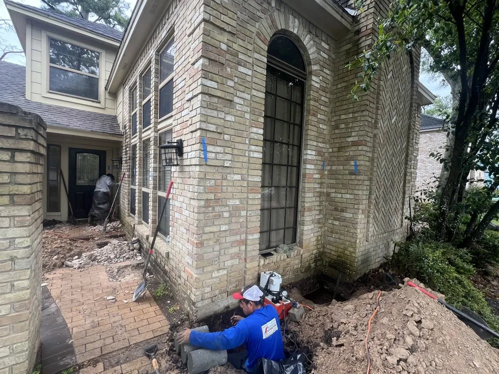 Slide of Fundation Repair Edgardo Hernandez