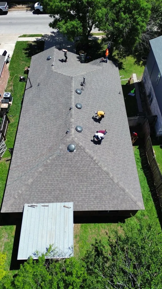 Slide of Fur Sure Roofing