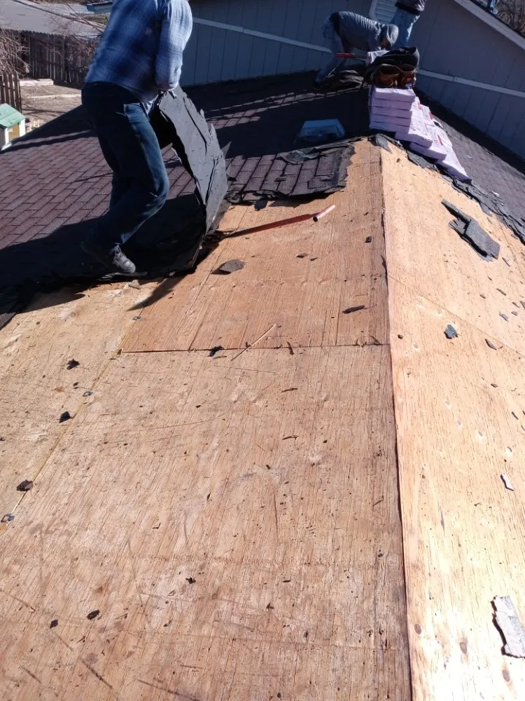 Slide of FV Valdez Roofing