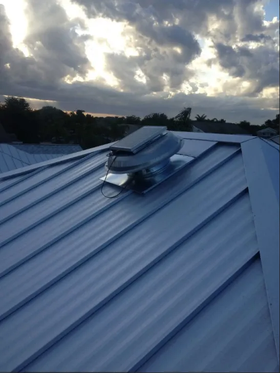 Slide of G & G Roofing