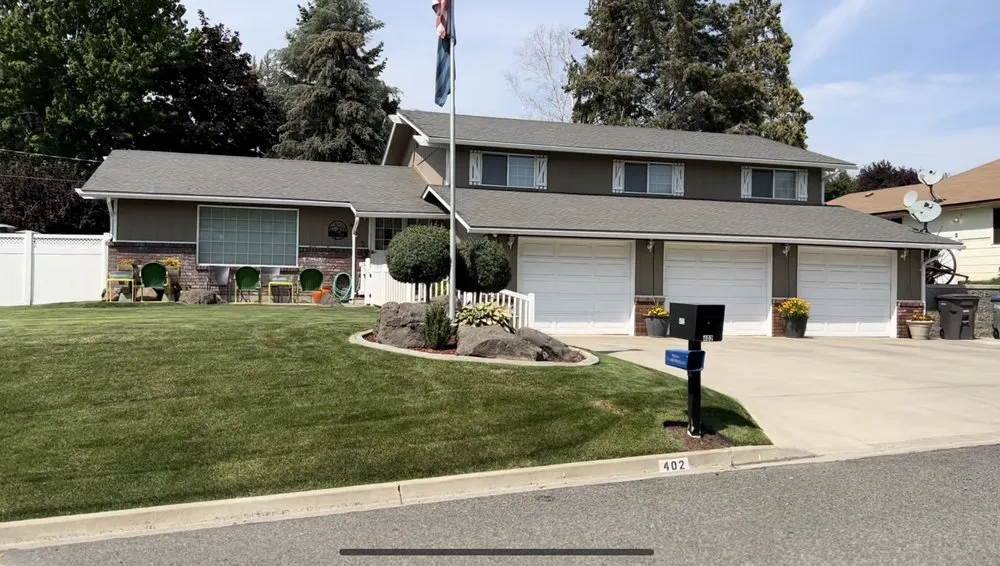 Slide of G & H Roofing