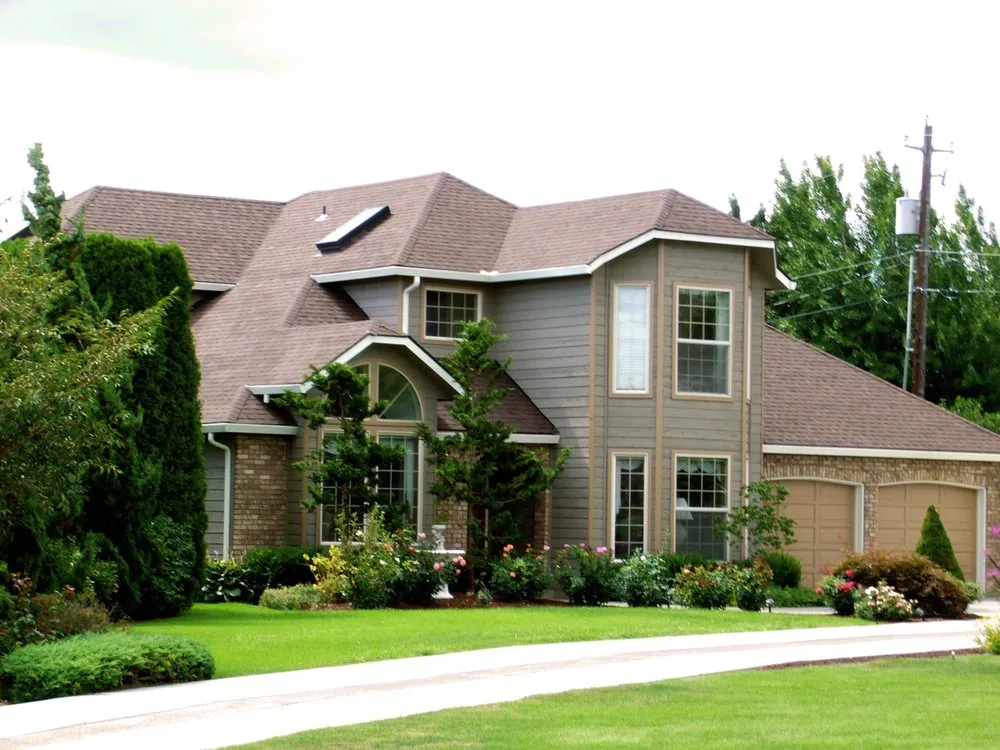 Slide of G & H Roofing