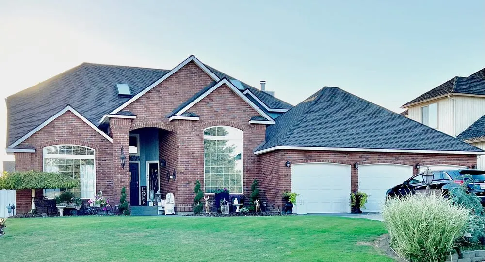 Slide of G & H Roofing