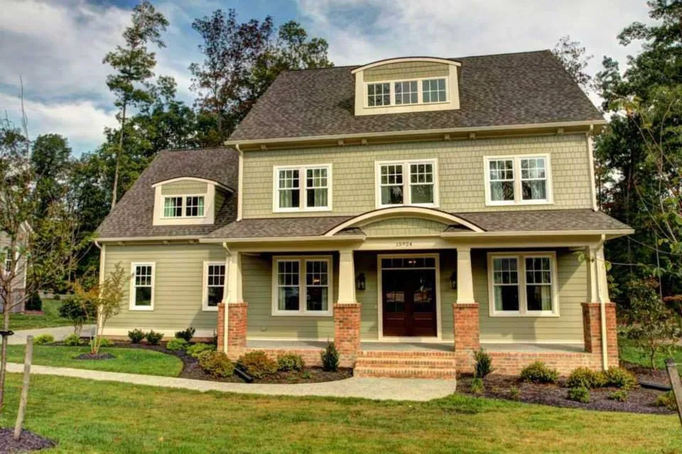 Slide of G & M Construction