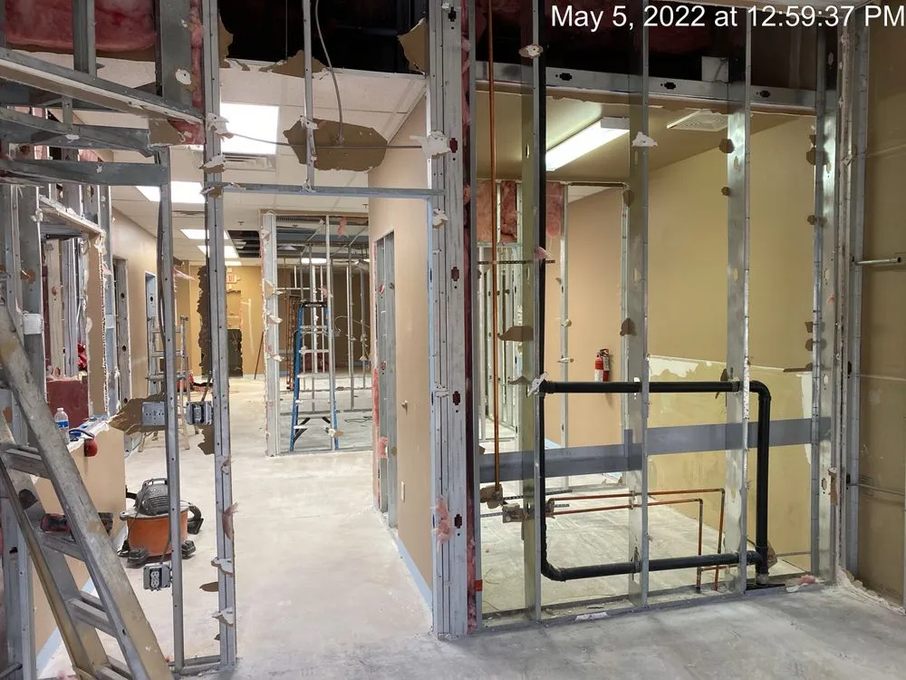 Slide of G & R Handyman