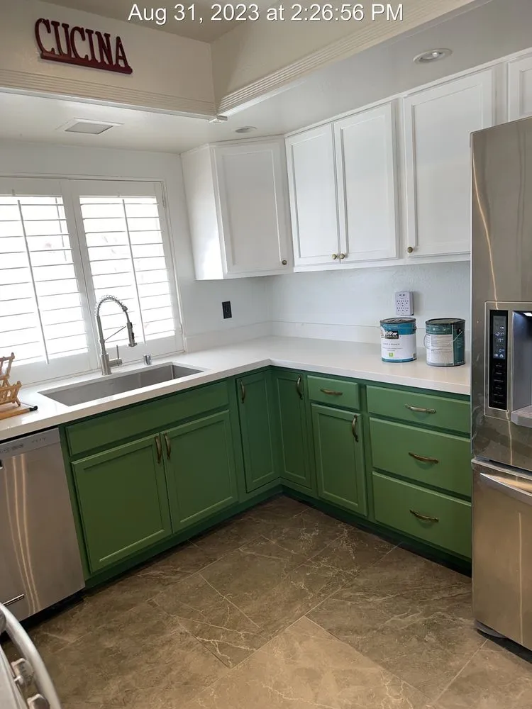 Slide of G & R Handyman