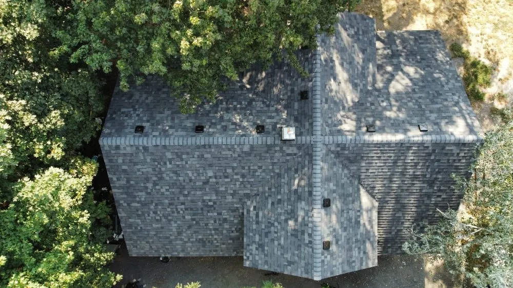 Slide of G & R Roofing