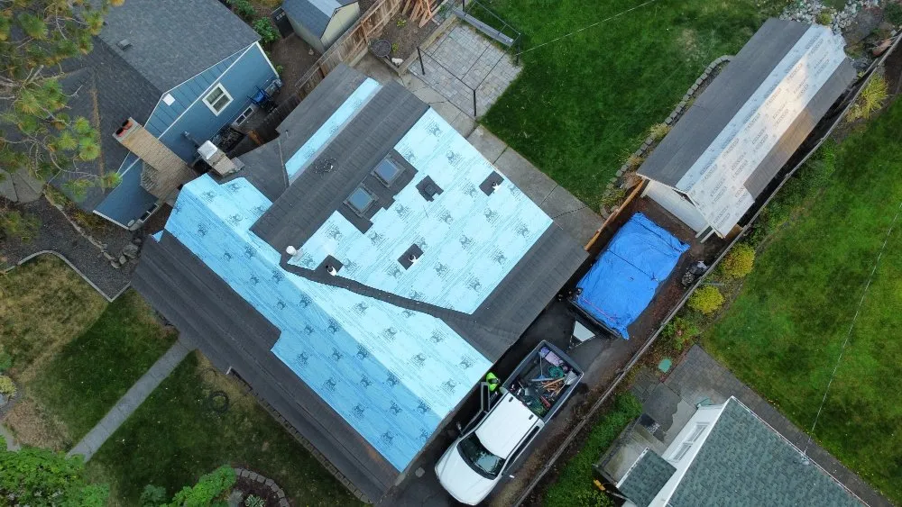 Slide of G & R Roofing