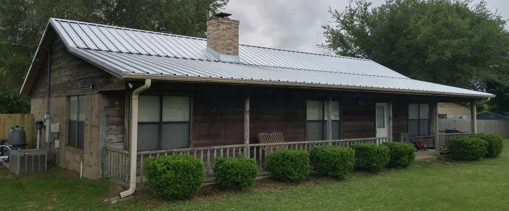 Slide of G and N Roofing