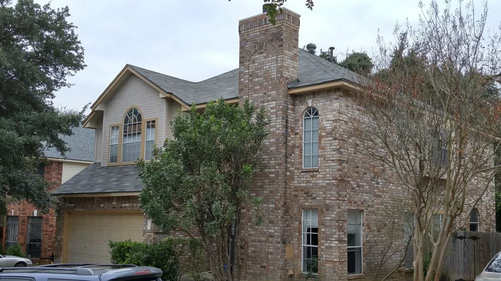 Slide of G and N Roofing