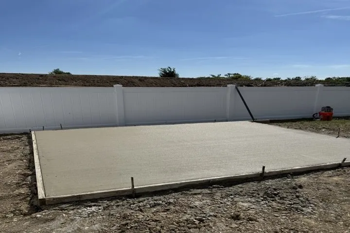 Slide of G Diaz Construction