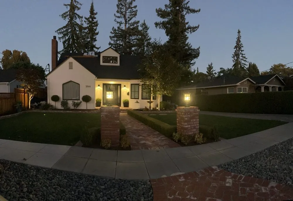 Slide of G I A Rooffing