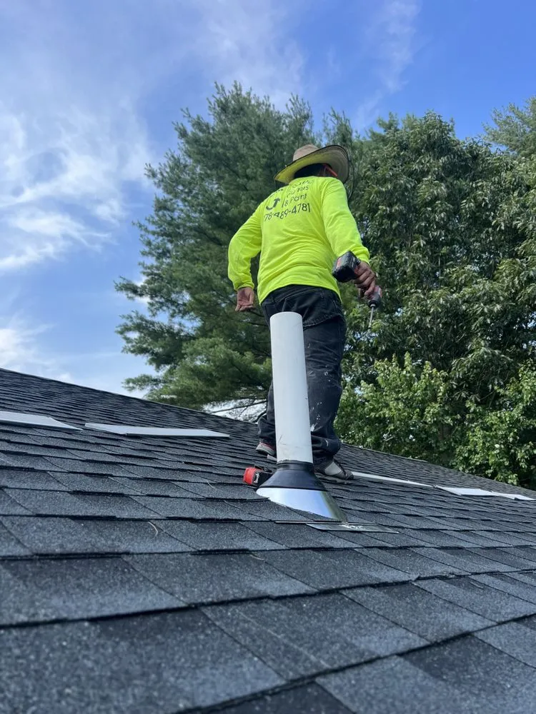 Slide of G Roofing and Gutters