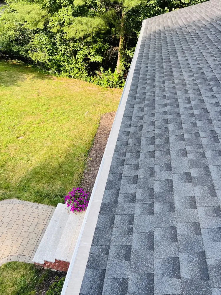 Slide of G Roofing and Gutters
