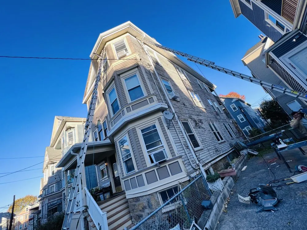 Slide of G Roofing and Gutters