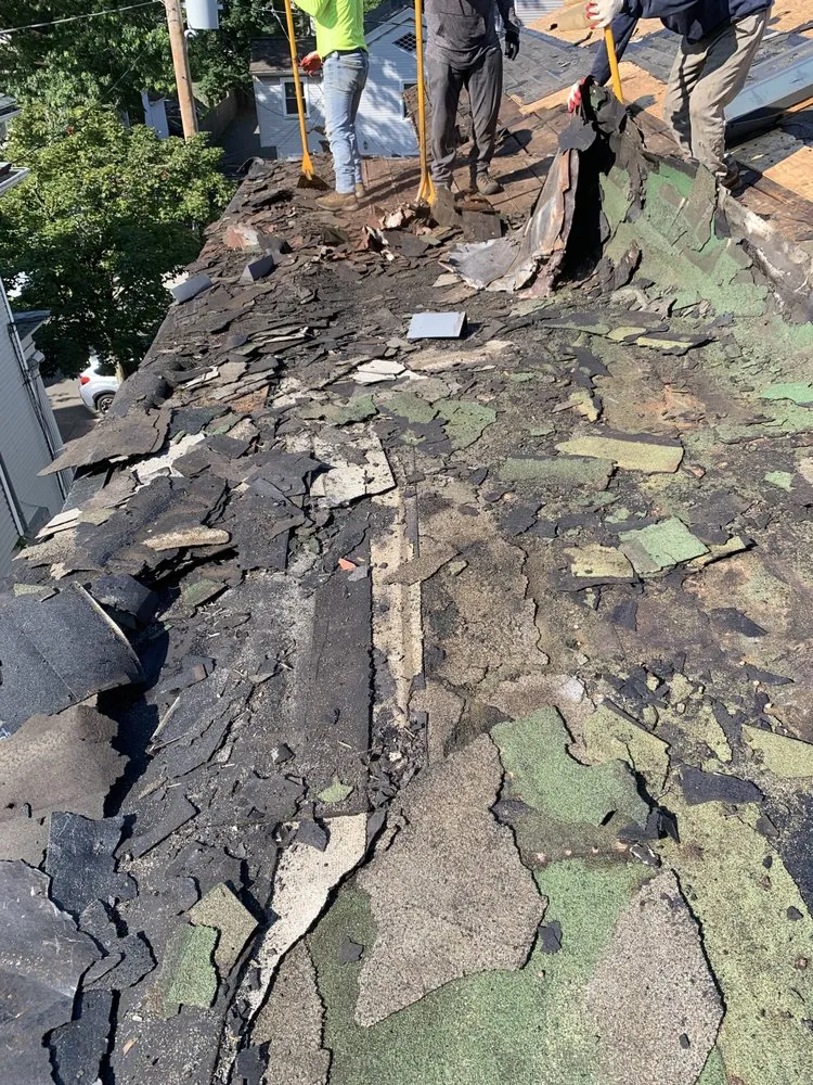 Slide of Ga Cazho construction