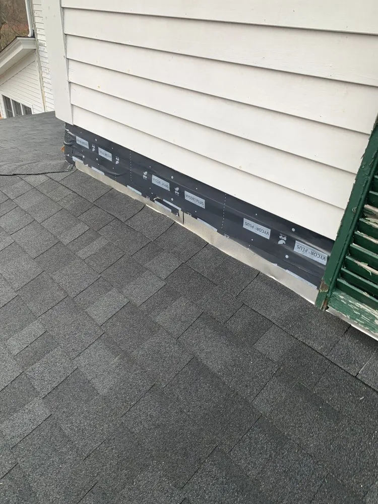 Slide of Ga Cazho construction