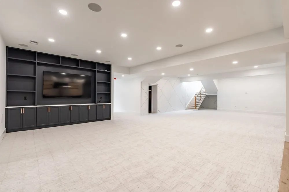 Slide of G&A General Contractors