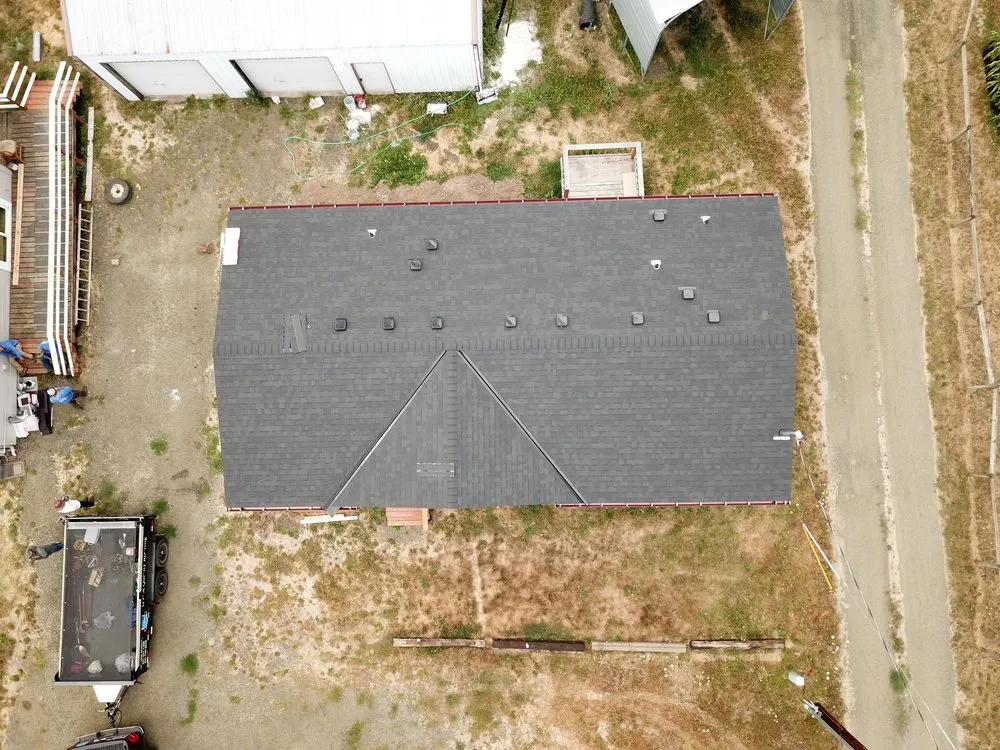 Slide of G&A Quality Roofing