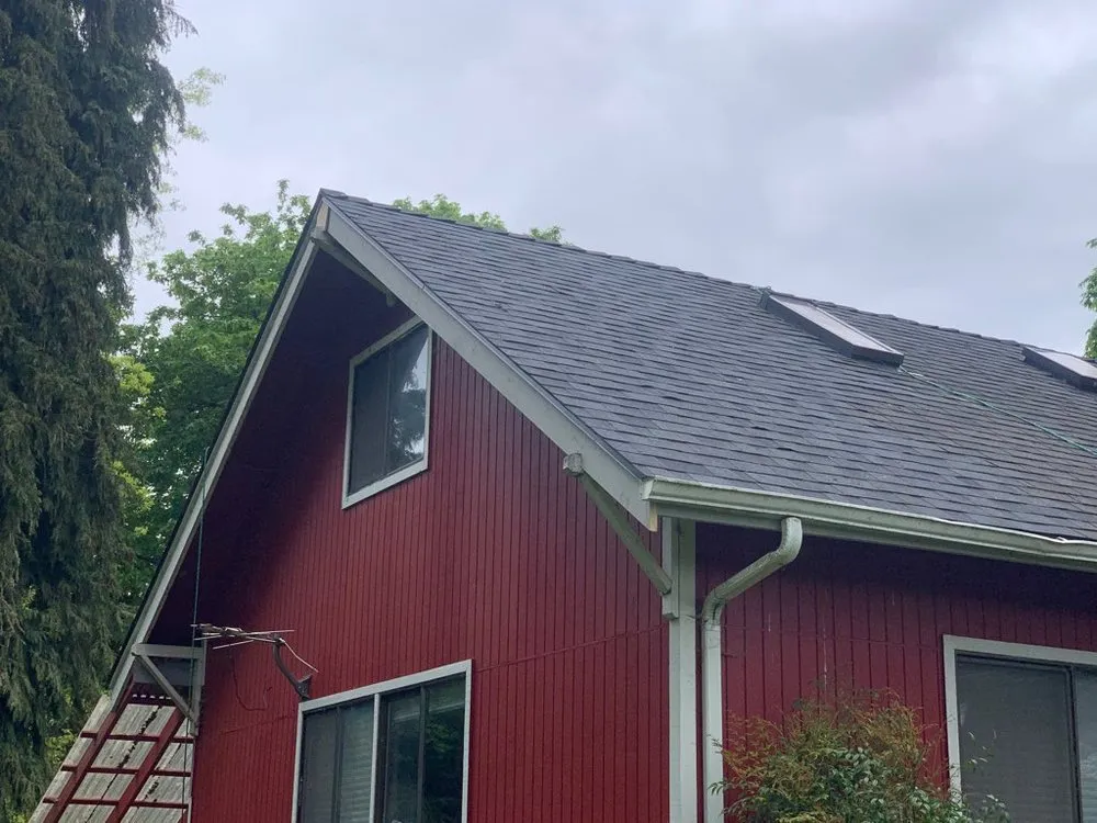 Slide of G&A Quality Roofing