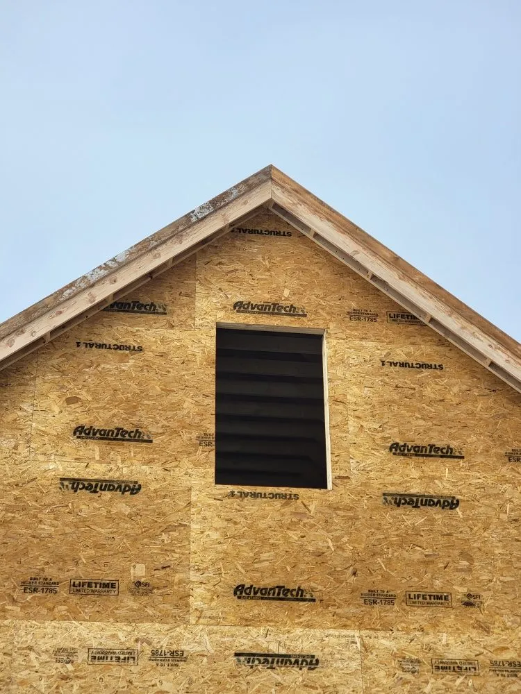 Slide of Gaara Construction