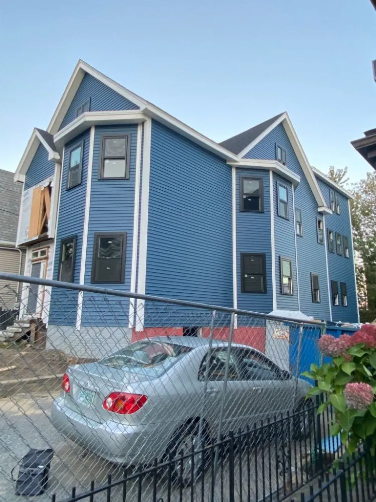 Slide of Gaara Construction