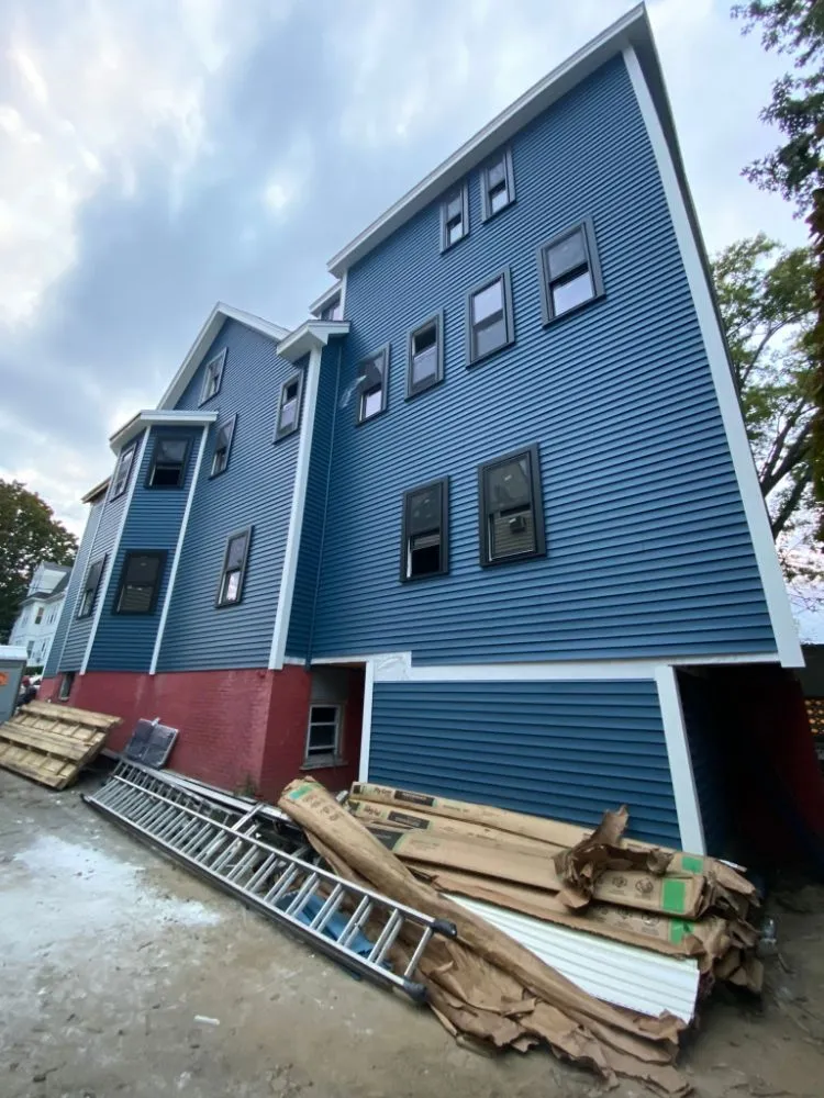 Slide of Gaara Construction