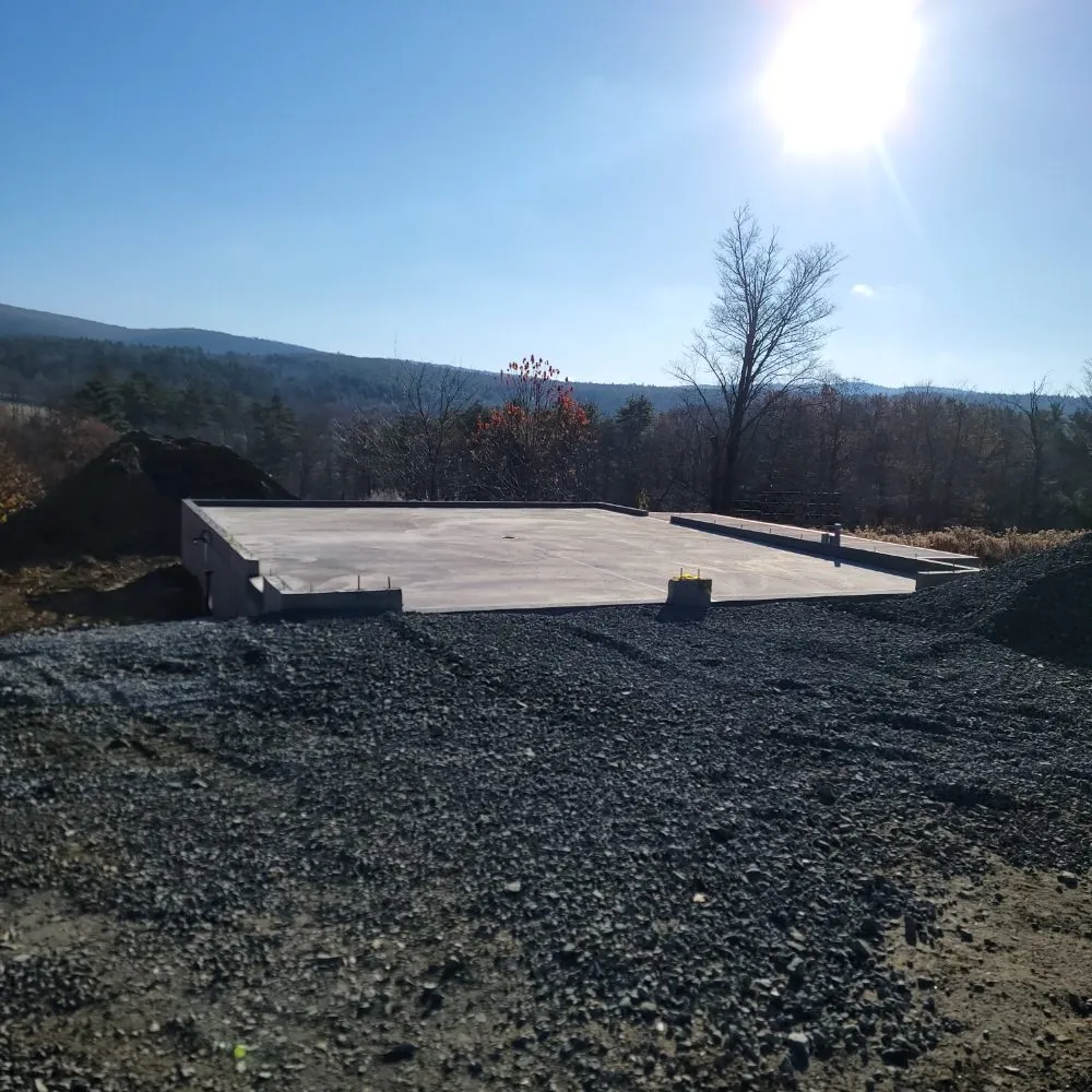 Slide of Gaara Construction