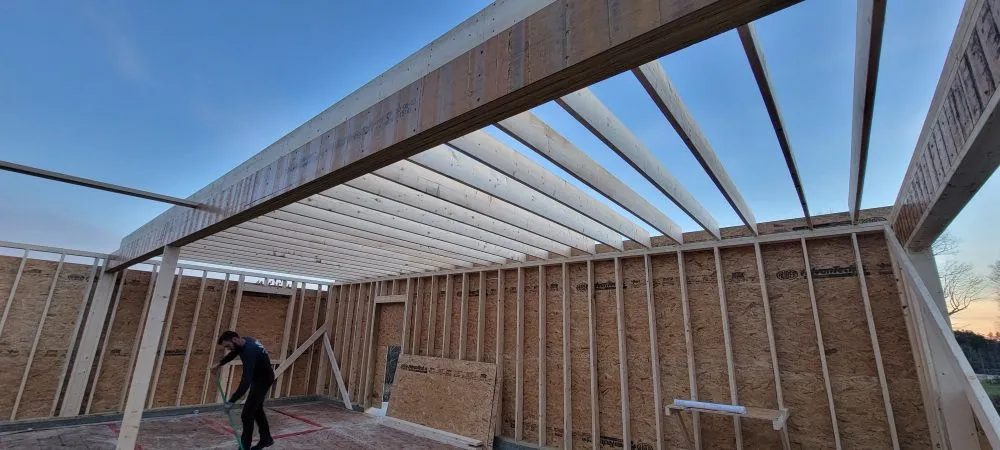 Slide of Gaara Construction